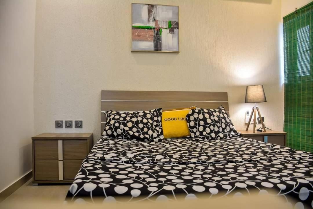 Klik Klak Appart Hotel コトヌー エクステリア 写真